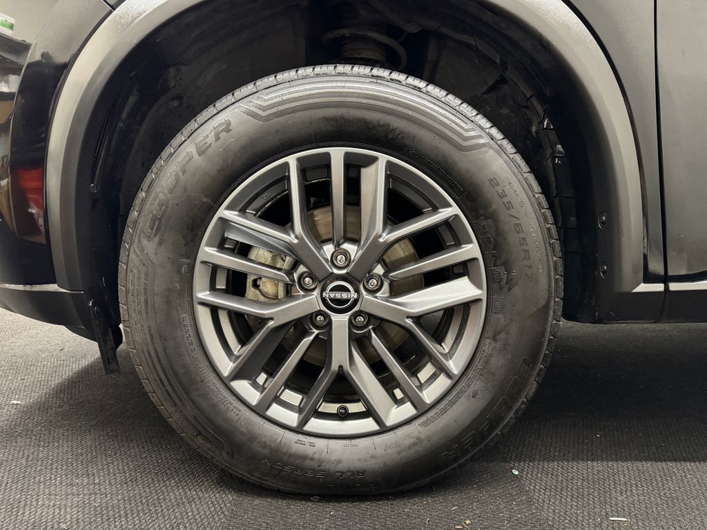 2023 Nissan Rogue S photo 19