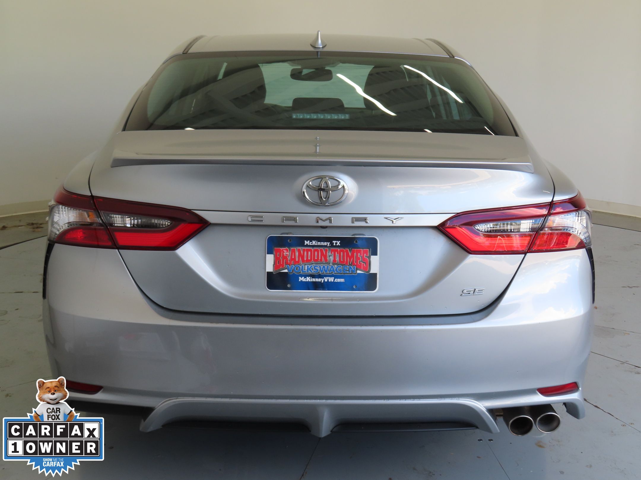 2023 Toyota Camry SE photo 4