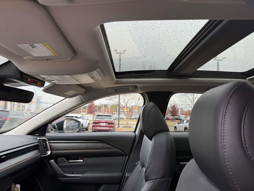 2026 Mazda CX-50 Premium Plus photo 4