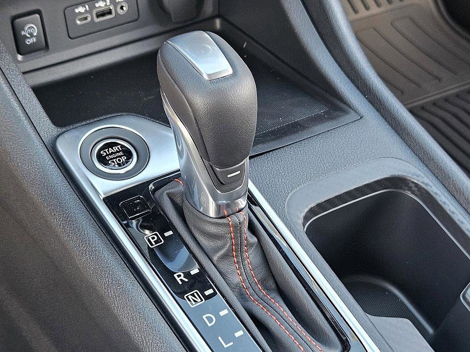 2025 Nissan Sentra SR photo 23