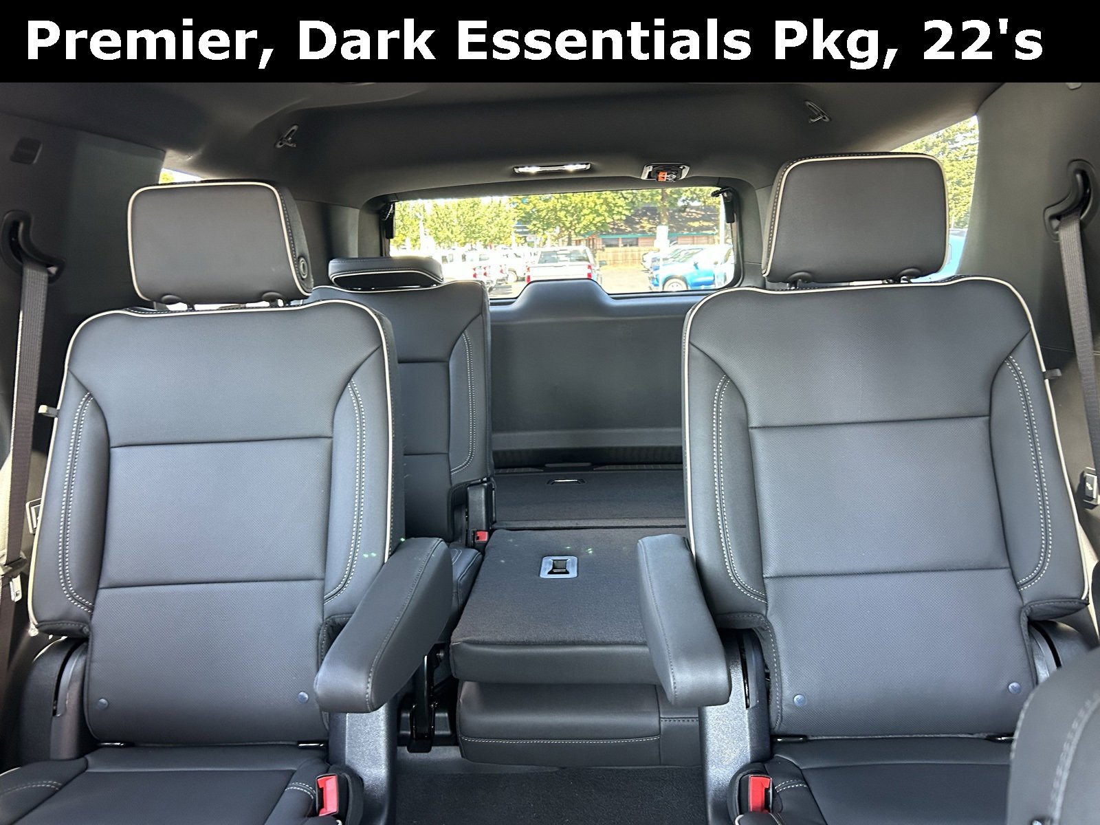 2025 Chevrolet Tahoe Premier photo 20