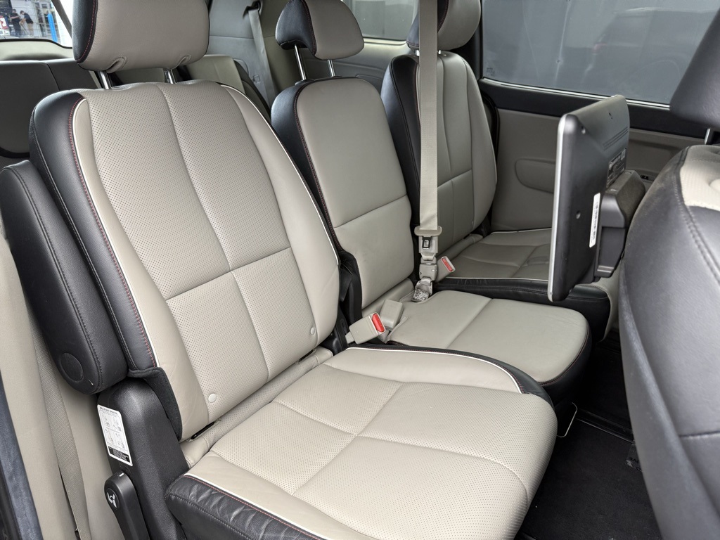 2020 Kia Sedona EX photo 48