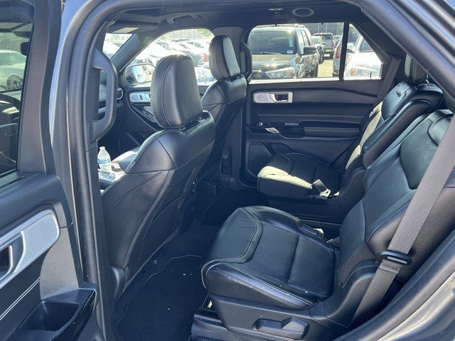 2023 Ford Explorer ST photo 34