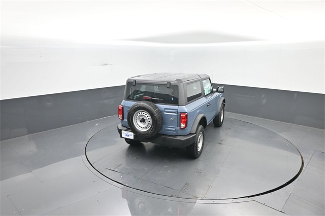 2025 Ford Bronco Base photo 19