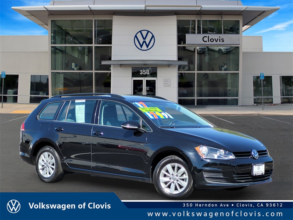 2017 Volkswagen Golf SportWagen S