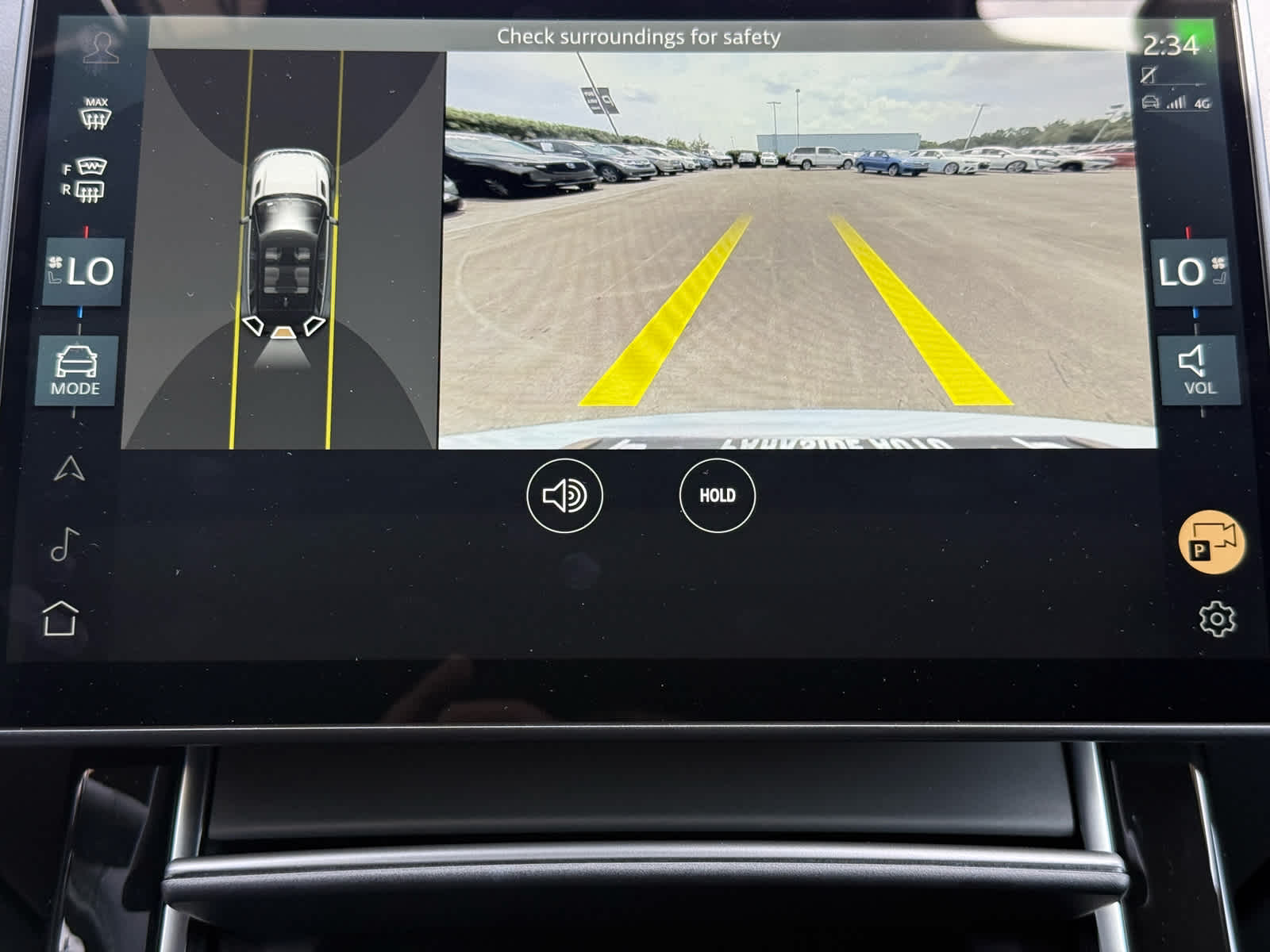 2024 Land Rover Range Rover Evoque Dynamic SE photo 17