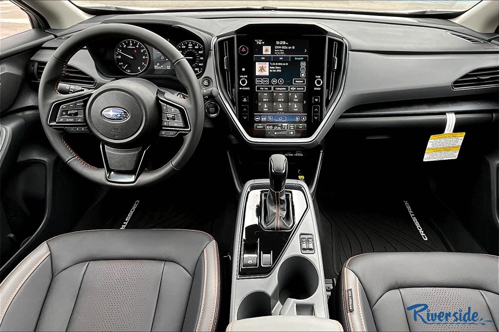 2025 Subaru Crosstrek Limited photo 2