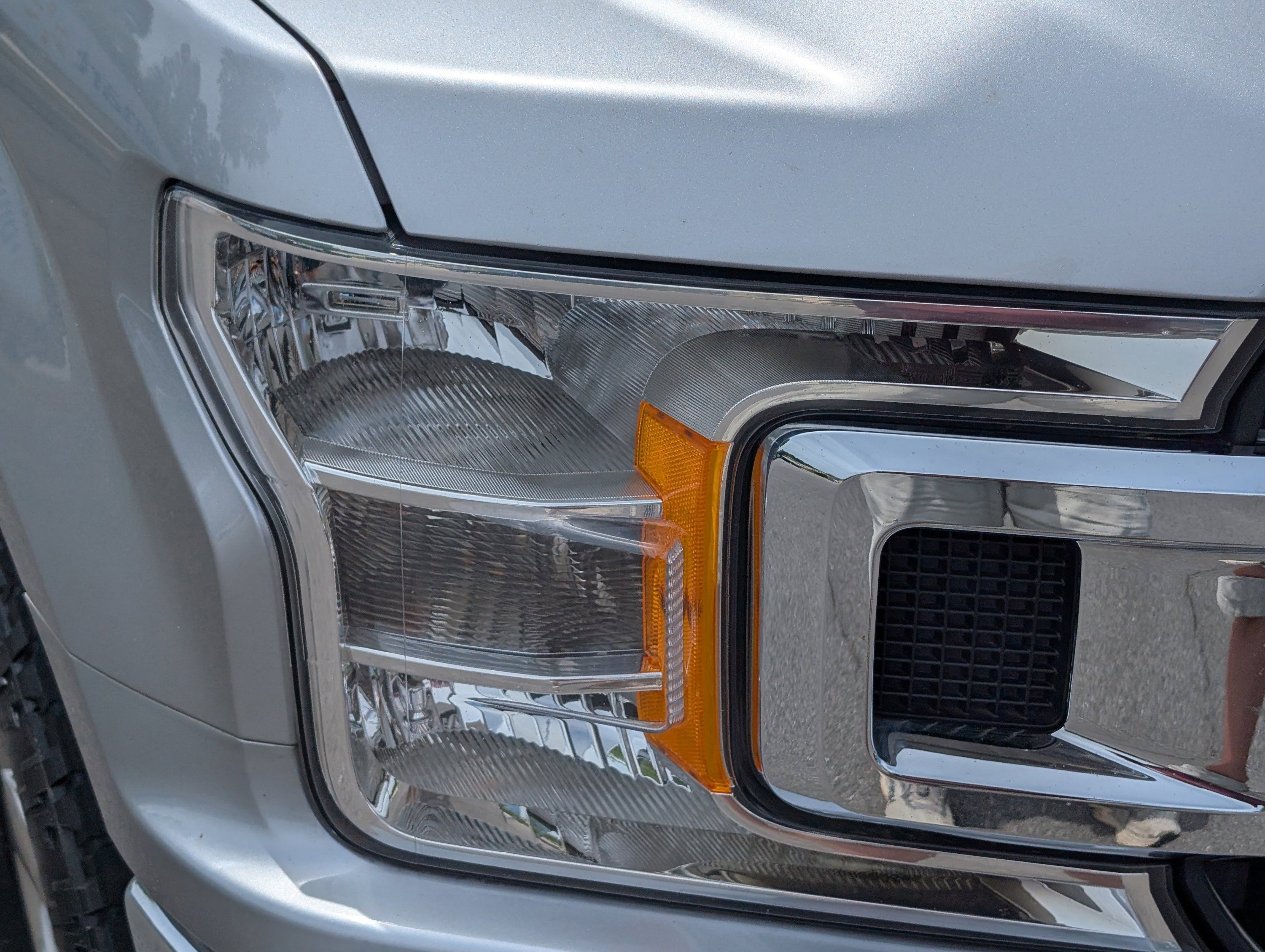 2020 Ford F-150 XLT photo 4