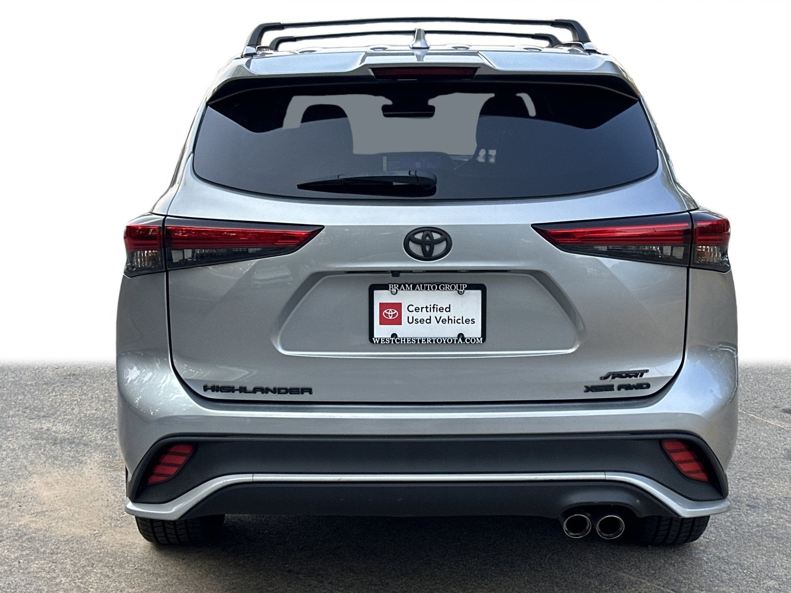 2023 Toyota Highlander L photo 5