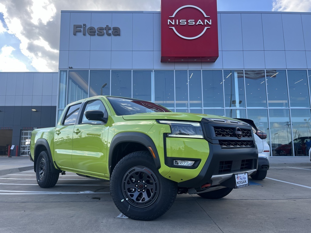 2026 Nissan Frontier PRO-4X's photo