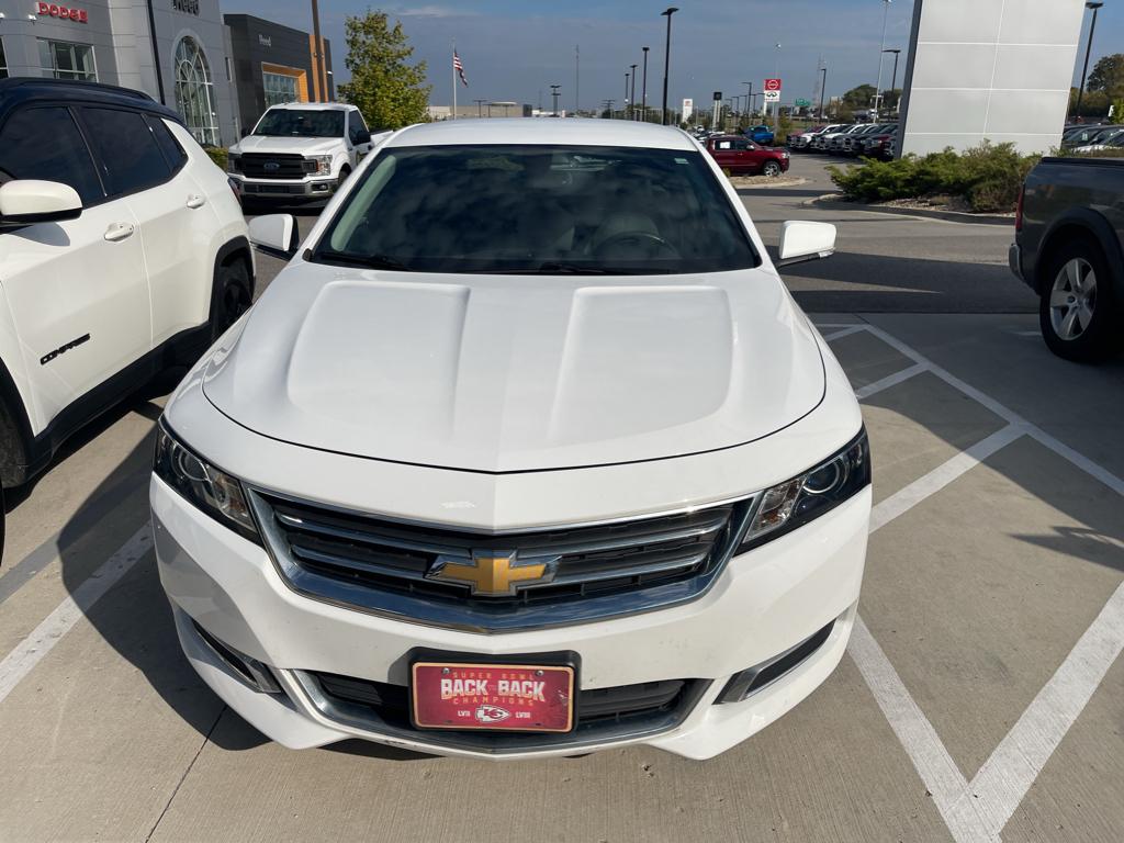 Used 2016 Chevrolet Impala 1LT with VIN 1G1105SA5GU159325 for sale in Kansas City