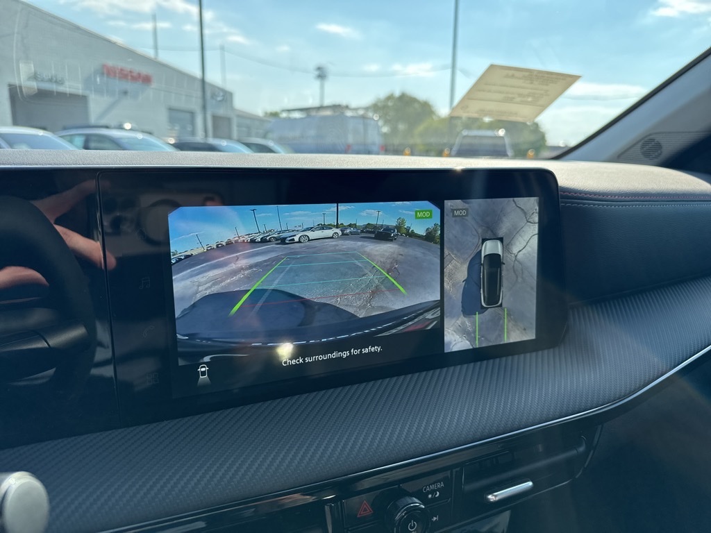 2026 Nissan Kicks SR photo 18