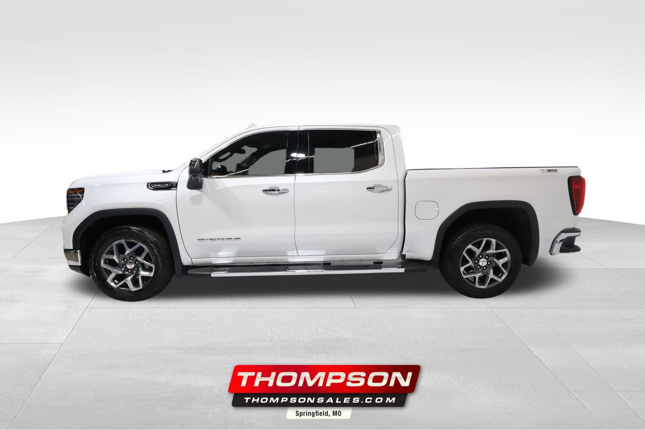 2024 GMC Sierra 1500 SLT's photo