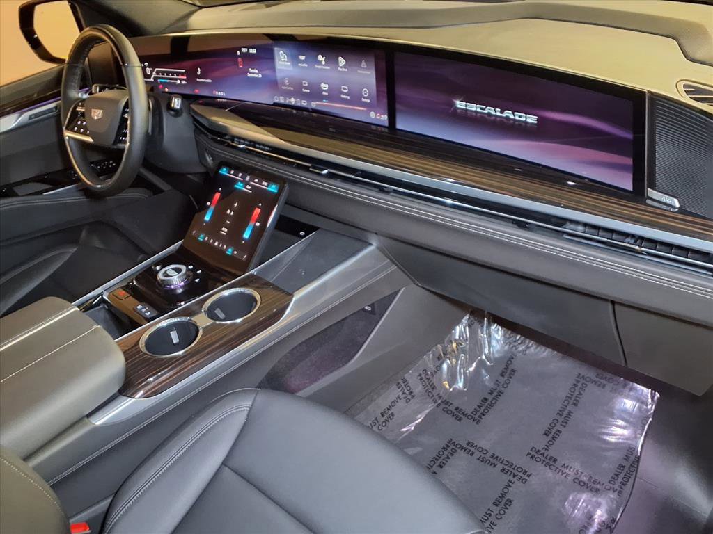 2025 Cadillac Escalade ESV Luxury photo 25