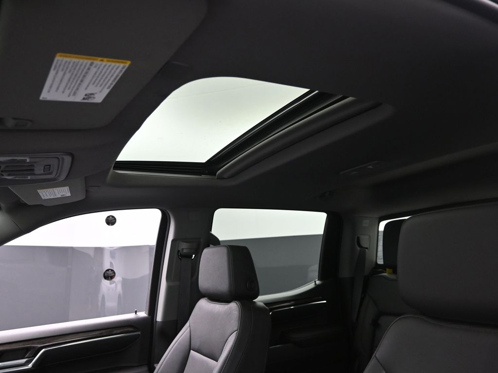 2023 Chevrolet Silverado 1500 LTZ photo 12