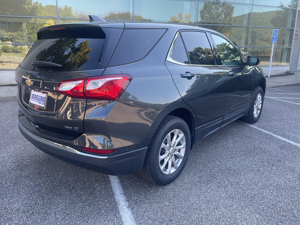 2020 Chevrolet Equinox LT photo 3