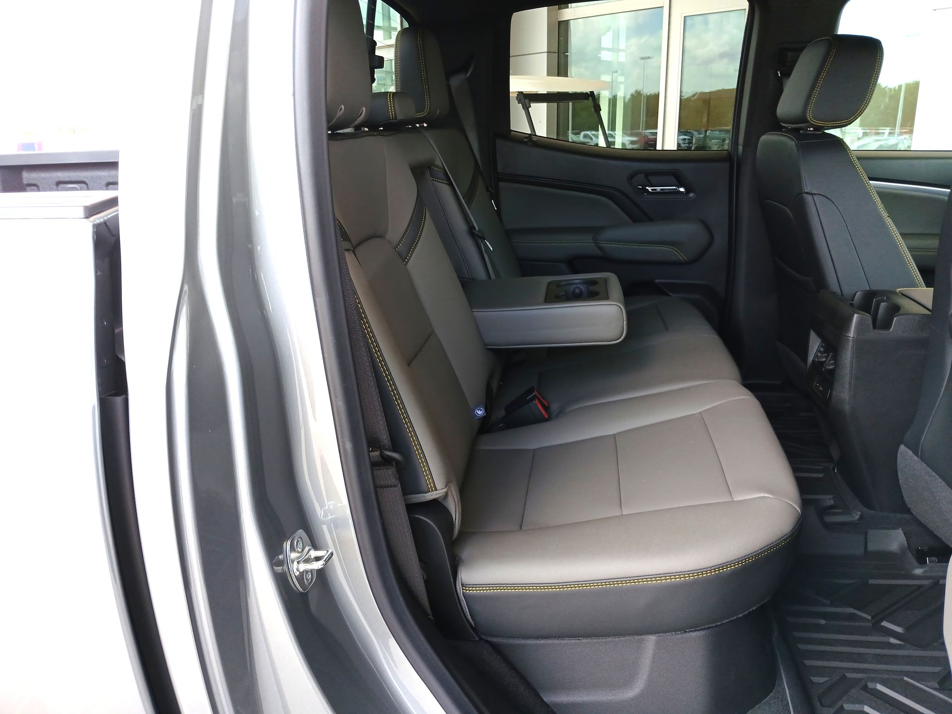 2025 Chevrolet Colorado ZR2 photo 26