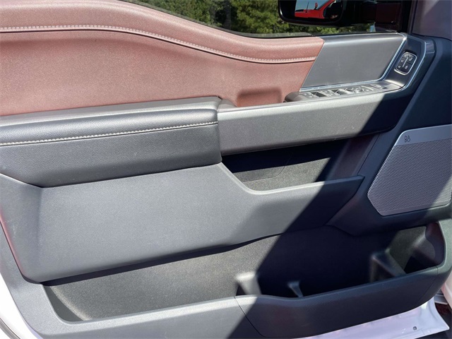 2022 Ford F-150 Lariat photo 9