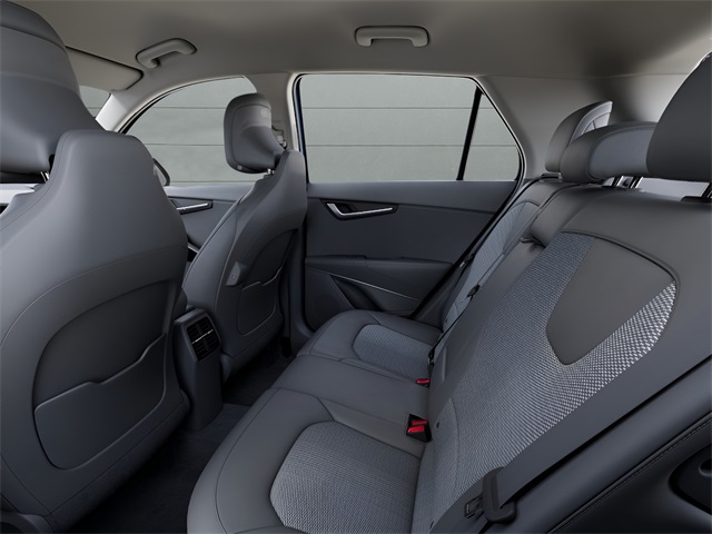 2025 Kia Niro EX photo 14