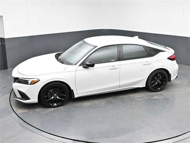 2023 Honda Civic Hatchback Sport's photo