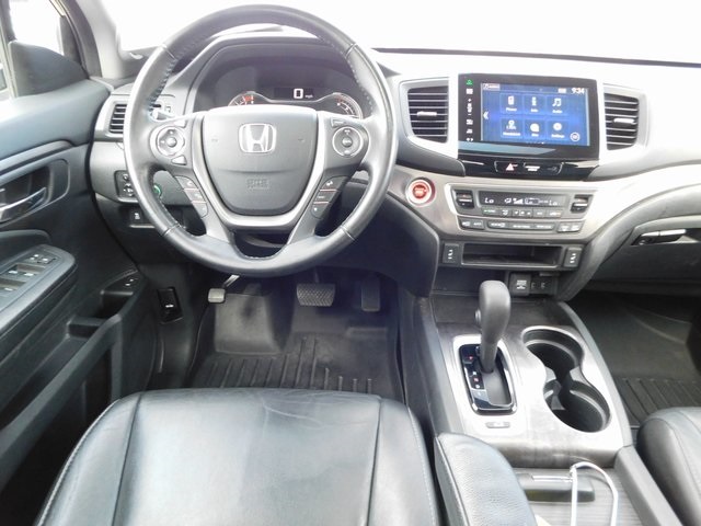 2016 Honda Pilot EX-L photo 16