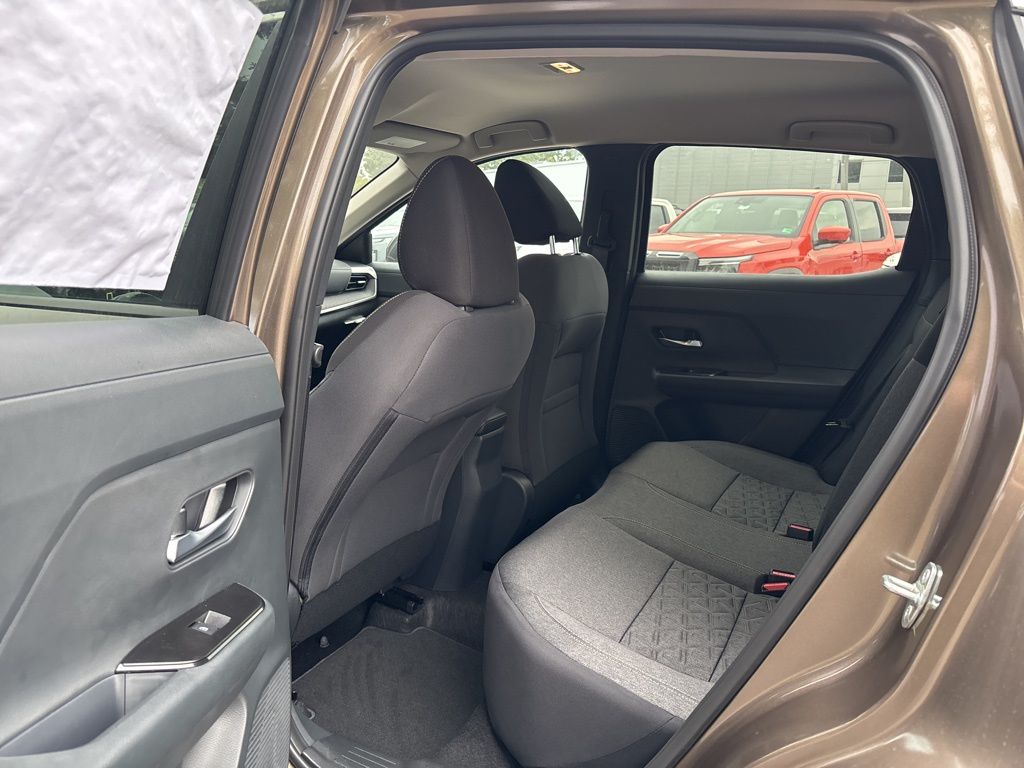 2026 Nissan Kicks SV photo 12