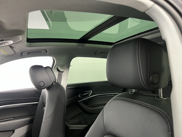 2023 Audi e-tron Premium Plus photo 21