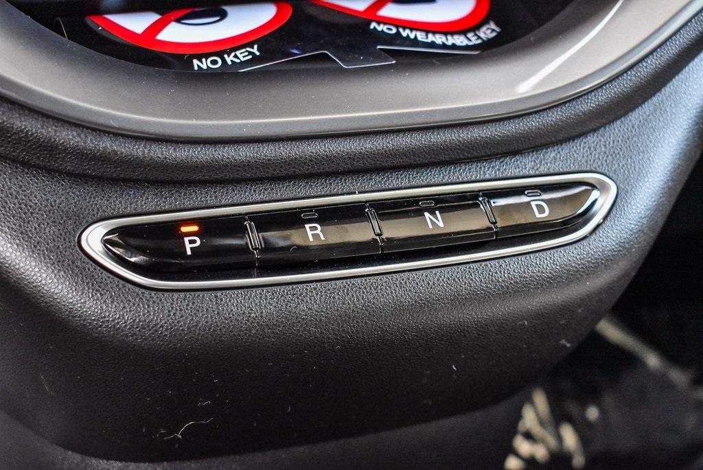 2025 Fiat 500e La Prima photo 14
