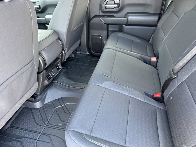 2025 Chevrolet Silverado 2500HD Custom photo 12