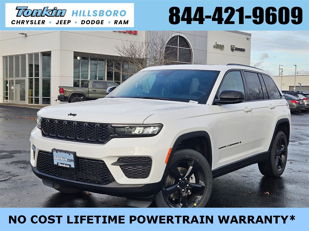 2025 Jeep Grand Cherokee Altitude's photo