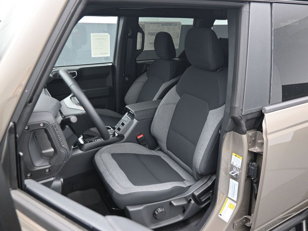 2025 Ford Bronco Big Bend photo 7