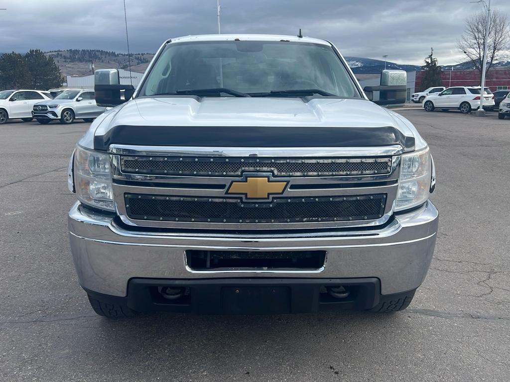 2014 Chevrolet Silverado 2500HD LT photo 2