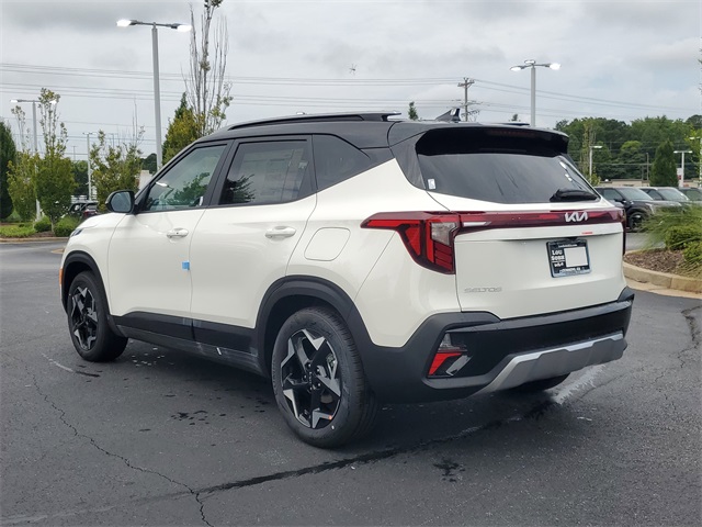2025 Kia Seltos S photo 3