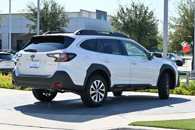 2025 Subaru Outback Premium photo 2
