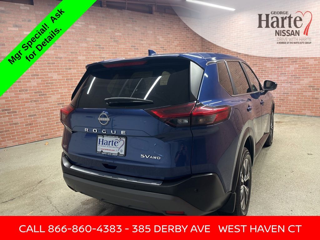 2023 Nissan Rogue SV photo 6