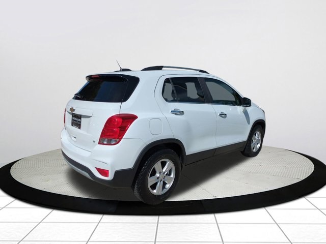 2018 Chevrolet Trax LT photo 3