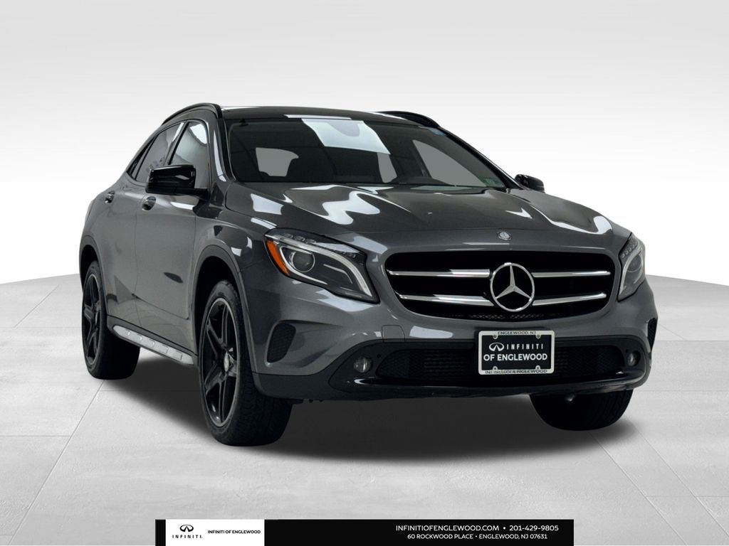 2017 Mercedes-Benz GLA-Class GLA250's photo