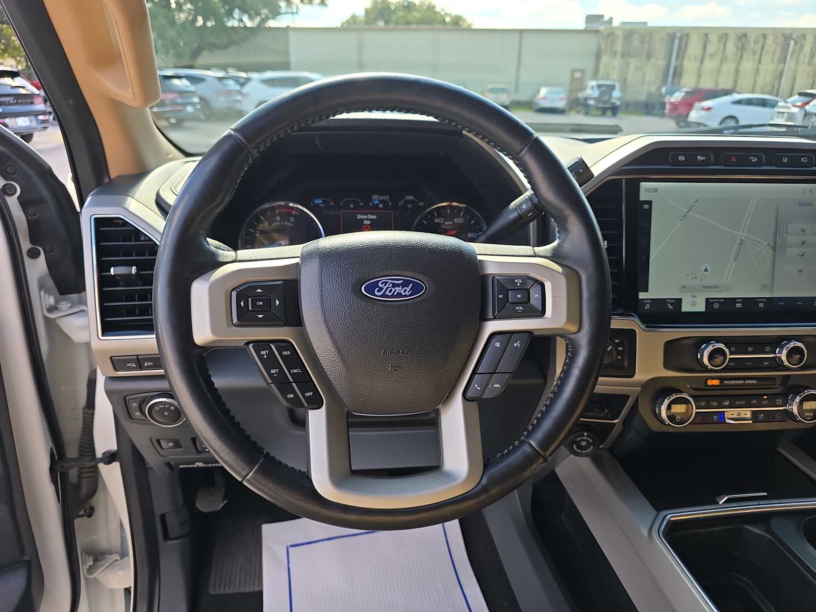 2022 Ford F-250 Lariat photo 13