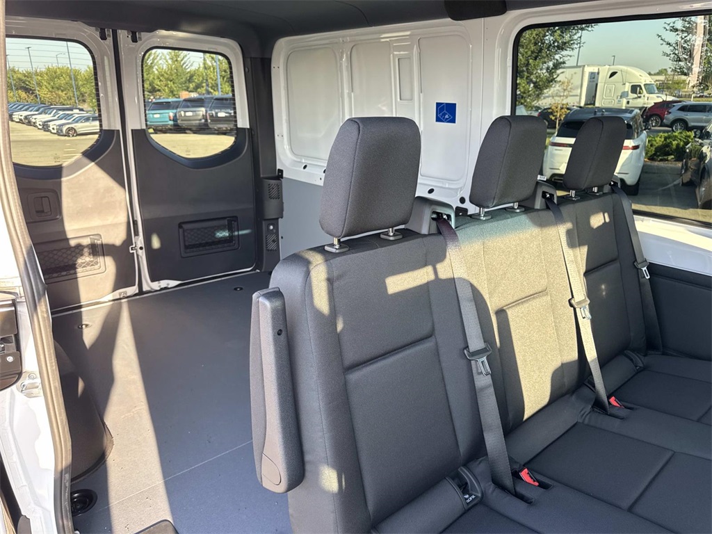 2026 Mercedes Benz Sprinter Crew Van photo 12