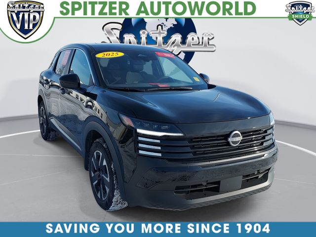 2025 Nissan Kicks SV AWD's photo