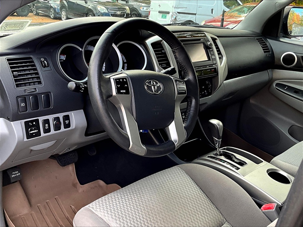2013 Toyota Tacoma Base 4x4 Access Cab photo 8