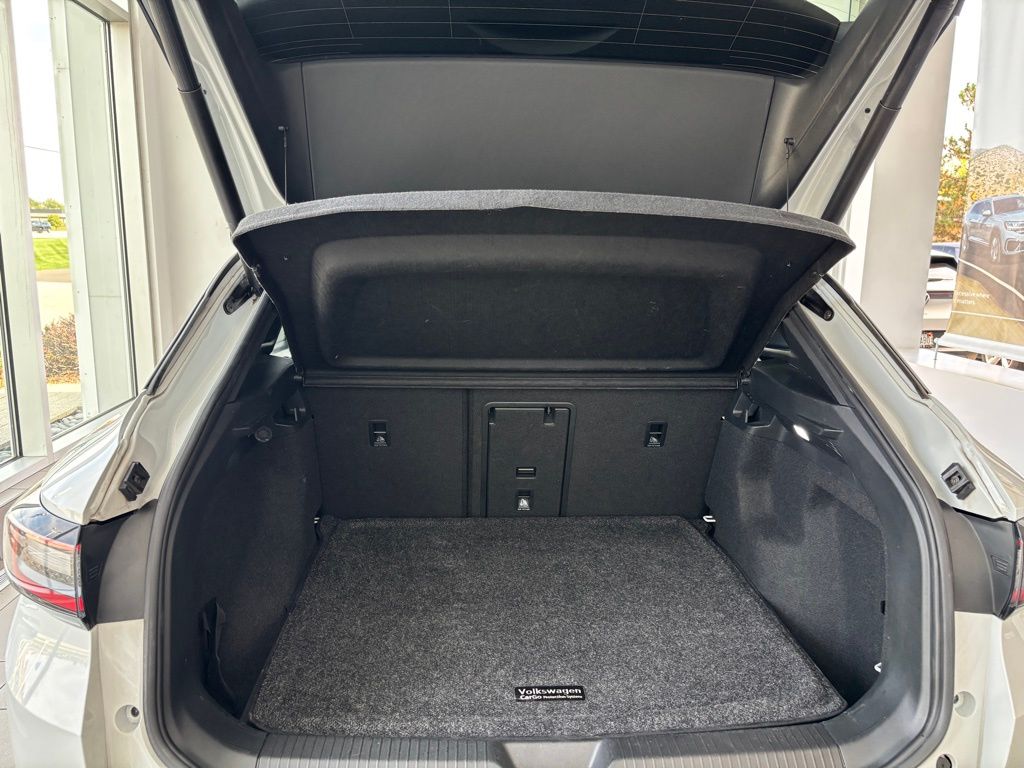 2021 Volkswagen ID.4 Pro S photo 29