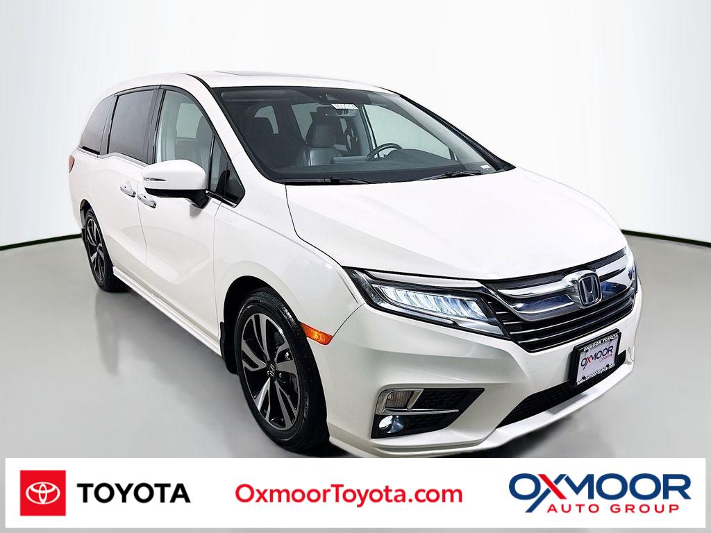 2019 Honda Odyssey Elite's photo