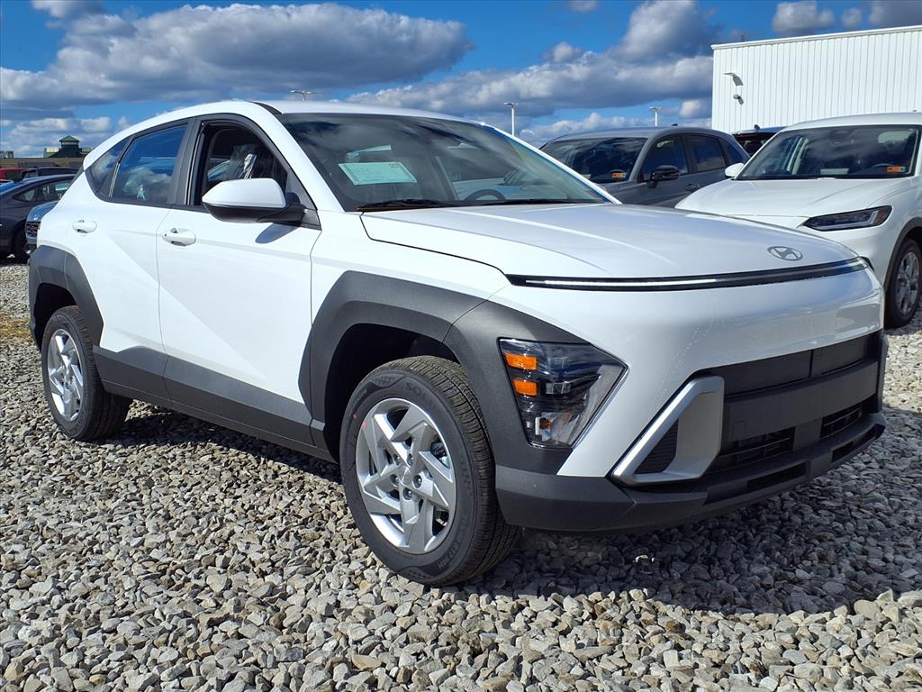 2026 Hyundai Kona SE's photo