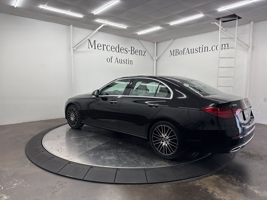 2026 Mercedes Benz C 300 photo 4