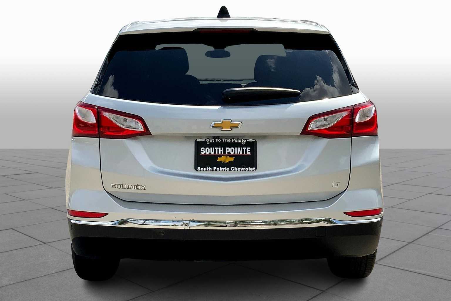 2020 Chevrolet Equinox LT photo 4