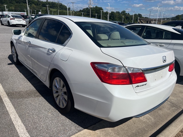 2015 Honda Accord EX photo 2