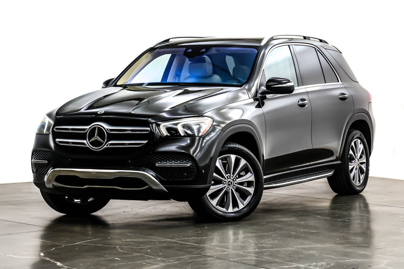 2022 Mercedes-Benz GLE Base's photo