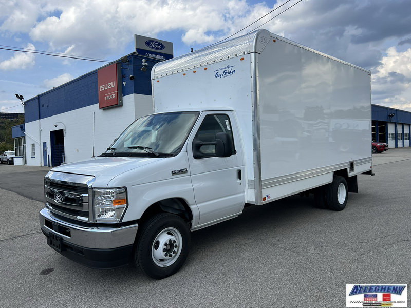 2026 Ford E-Series Cutaway Base's photo