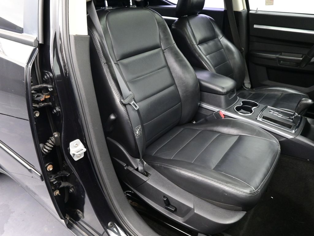 2008 Dodge Charger R/T photo 18